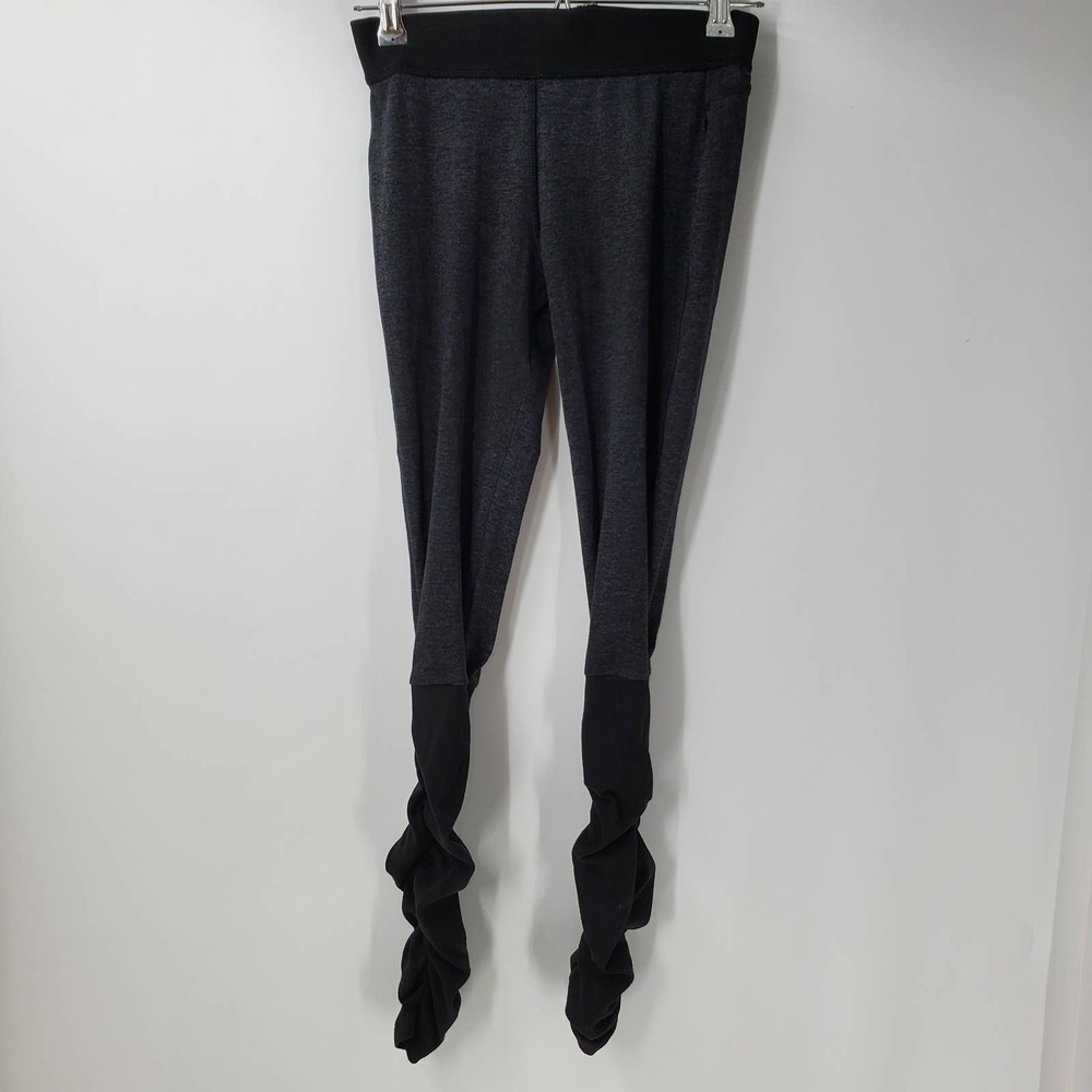 RARE BOMBSHELL SPORTSWEAR womens XS gray scrunched leggings